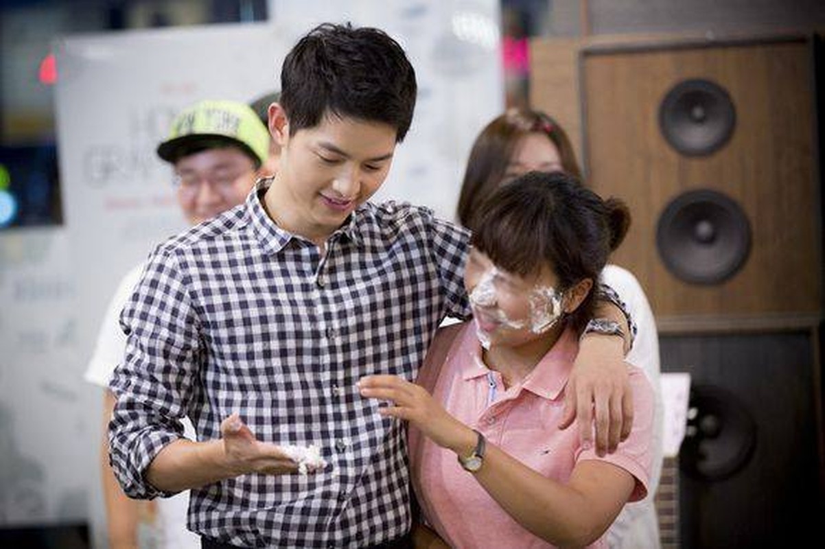 Anh hau truong Hau due cua mat troi cua Song Joong Ki-Hinh-7